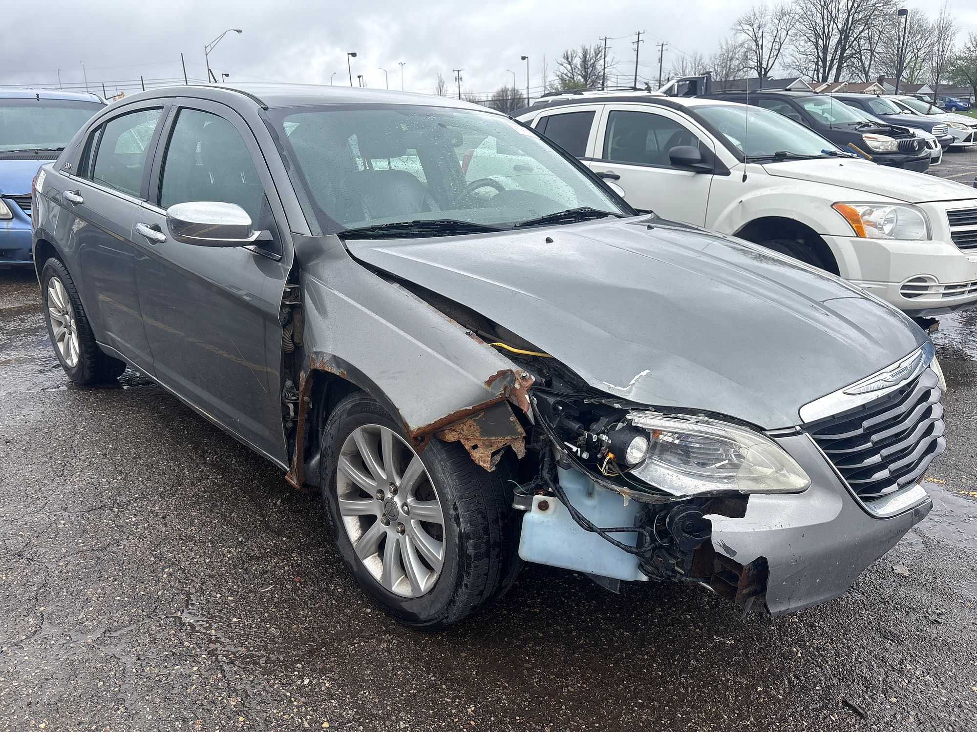 2013 CHRYSLER 200 - Image 2