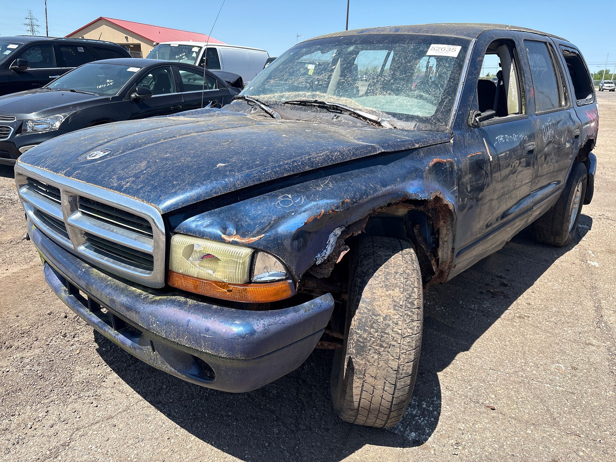 2002 DODGE DURANGO - Image 1