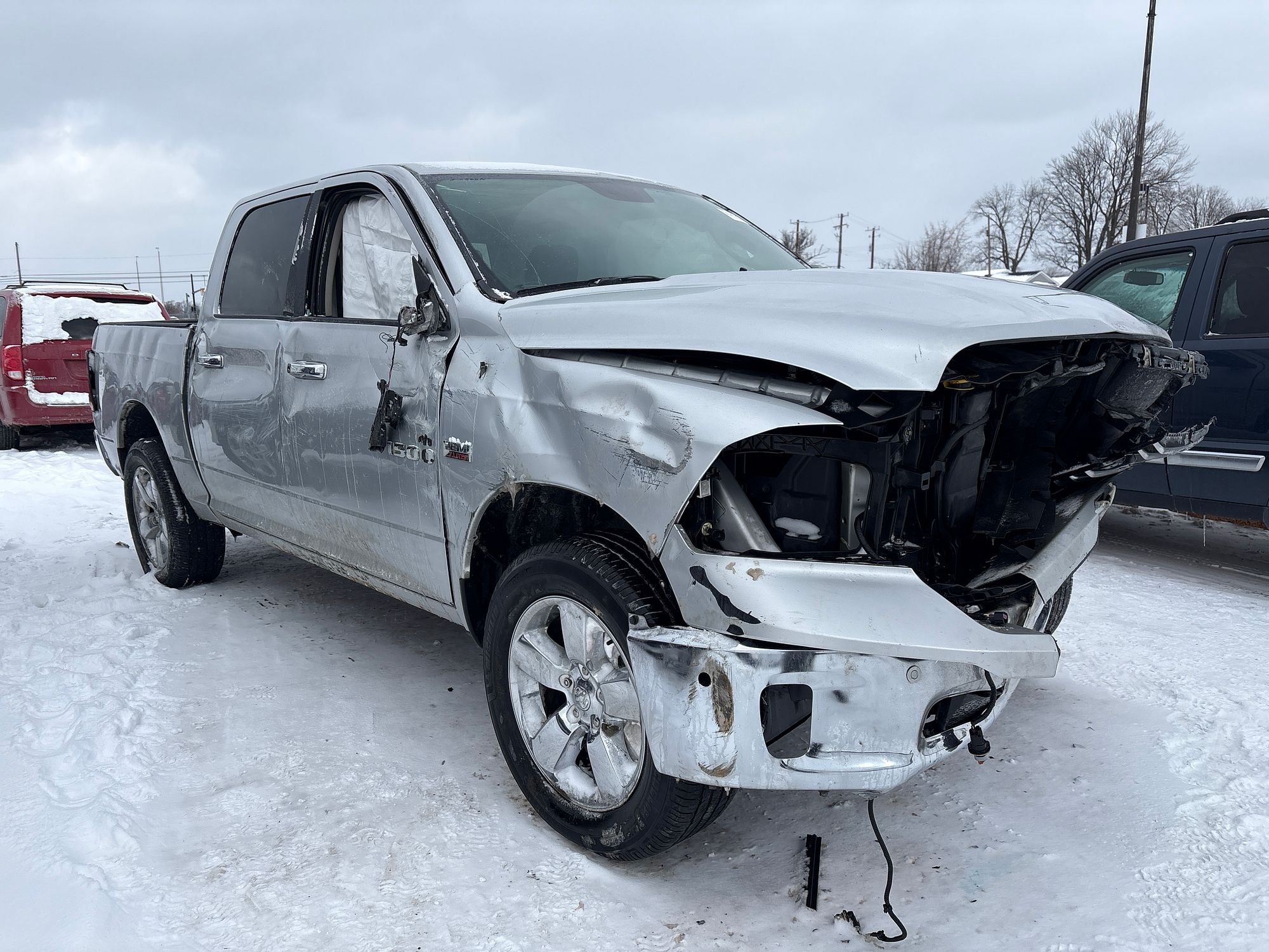 2015 RAM RAM 1500 - Image 2