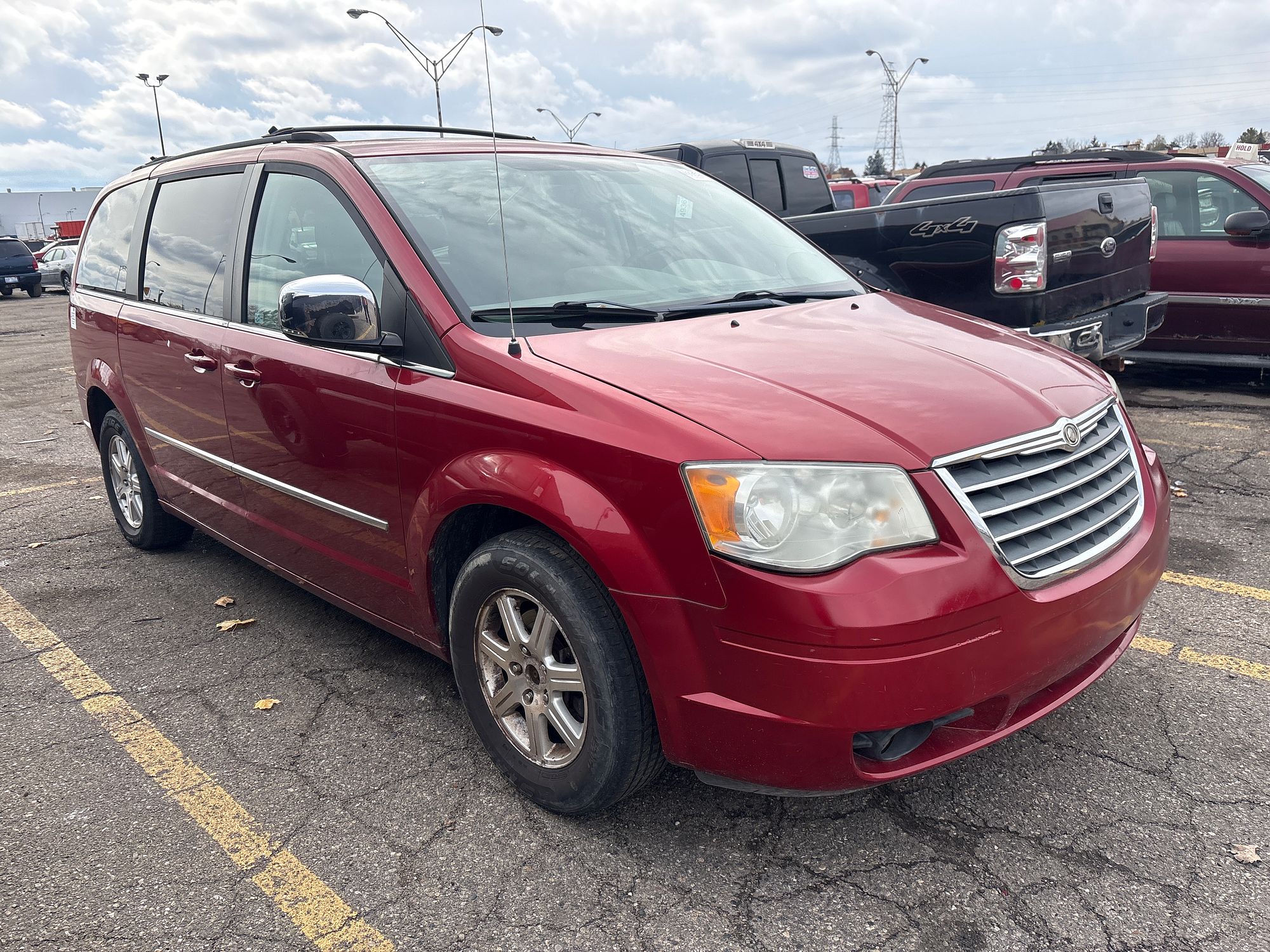2009 CHRYSLER TOWN COUNTRY - Image 2