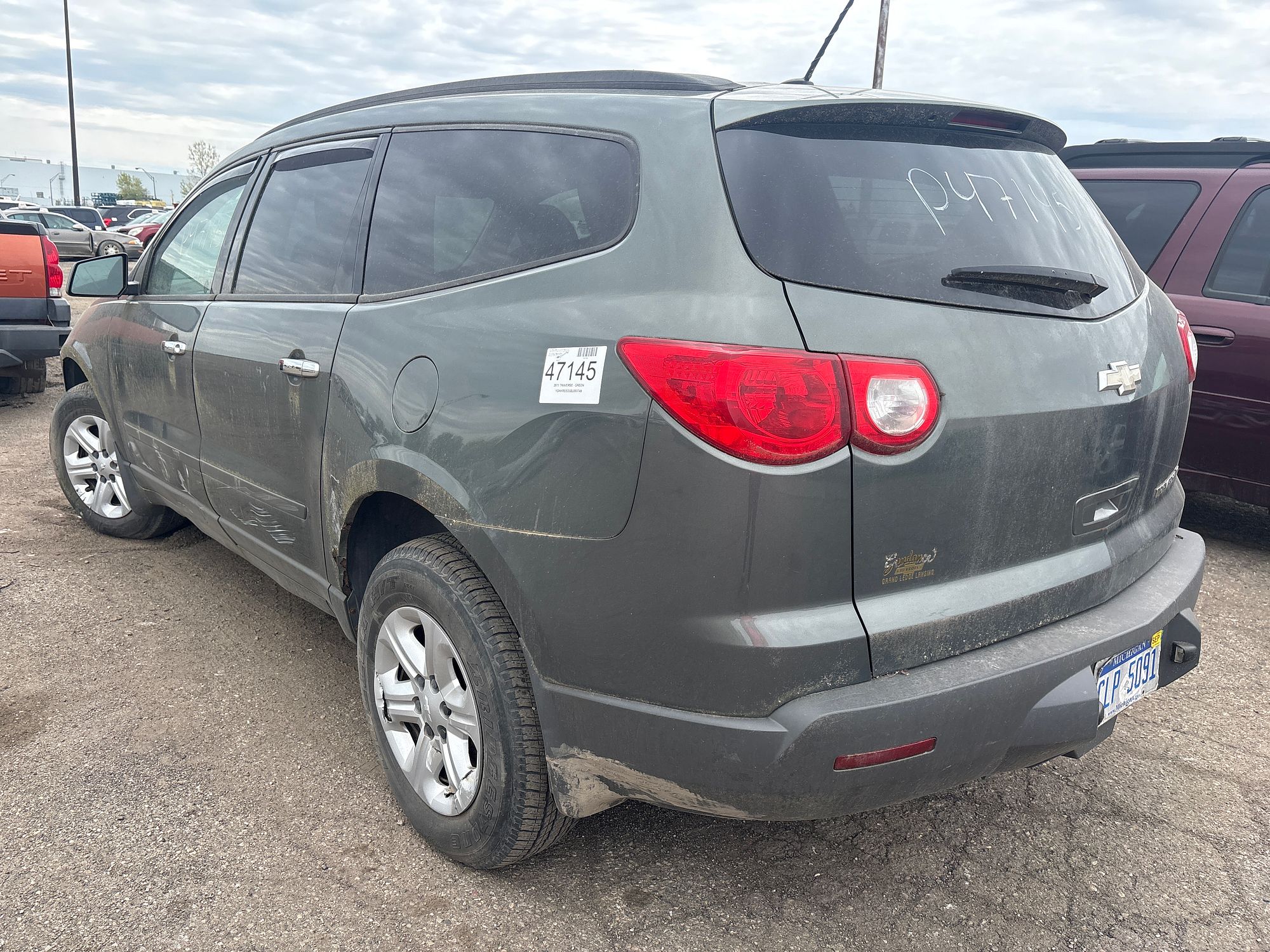2011 CHEVROLET TRAVERSE - Image 4