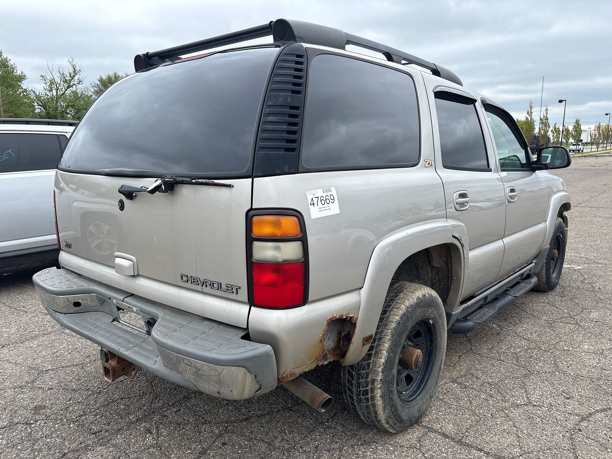 2004 CHEVROLET TAHOE - Image 3