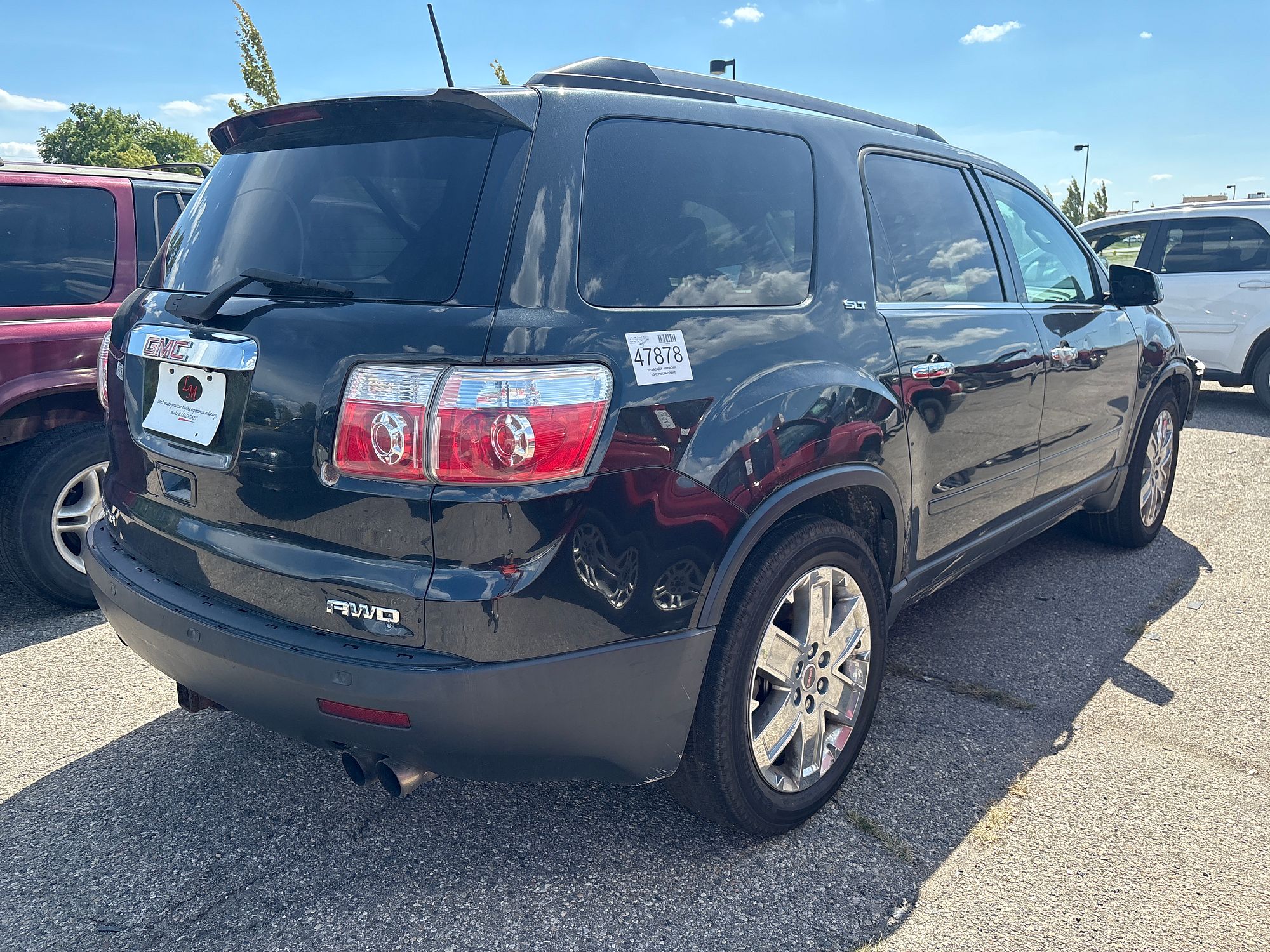 2010 GMC ACADIA - Image 3