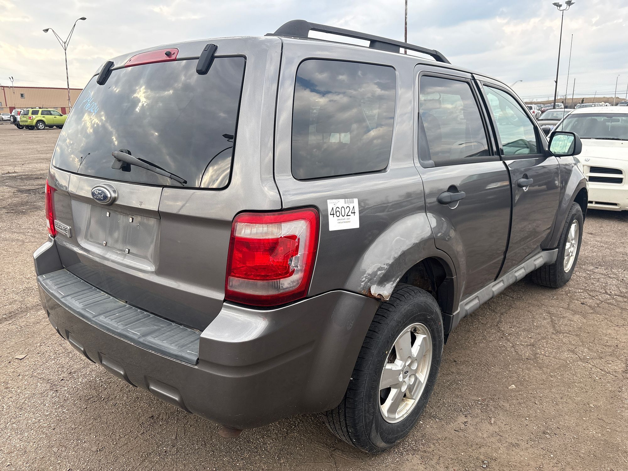 2009 FORD ESCAPE - Image 3