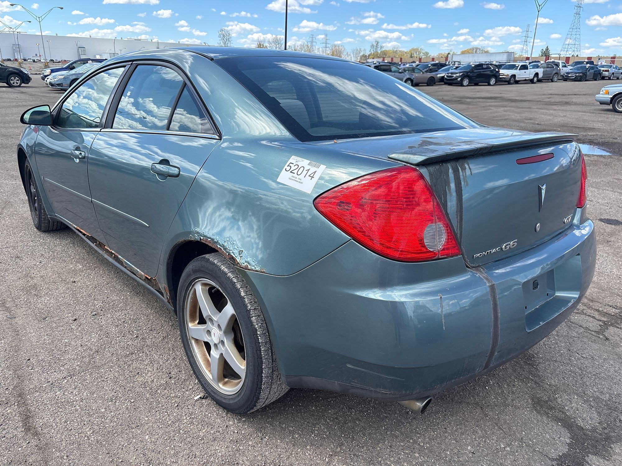 2009 PONTIAC G6 - Image 4