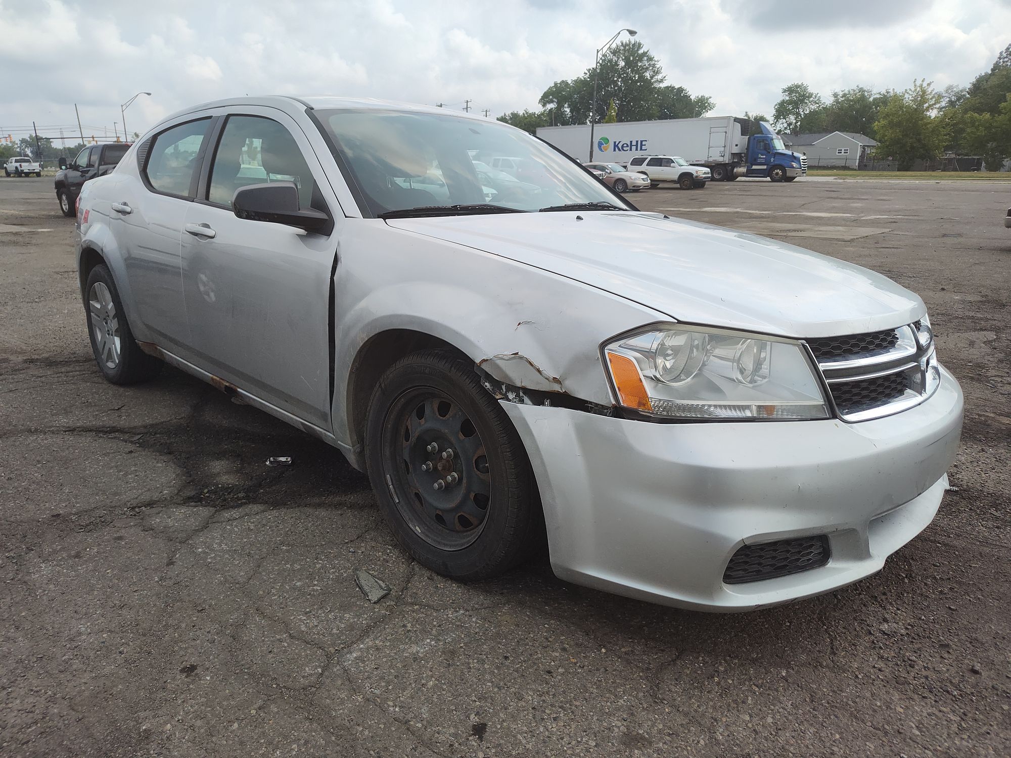 2012 DODGE AVENGER - Image 2