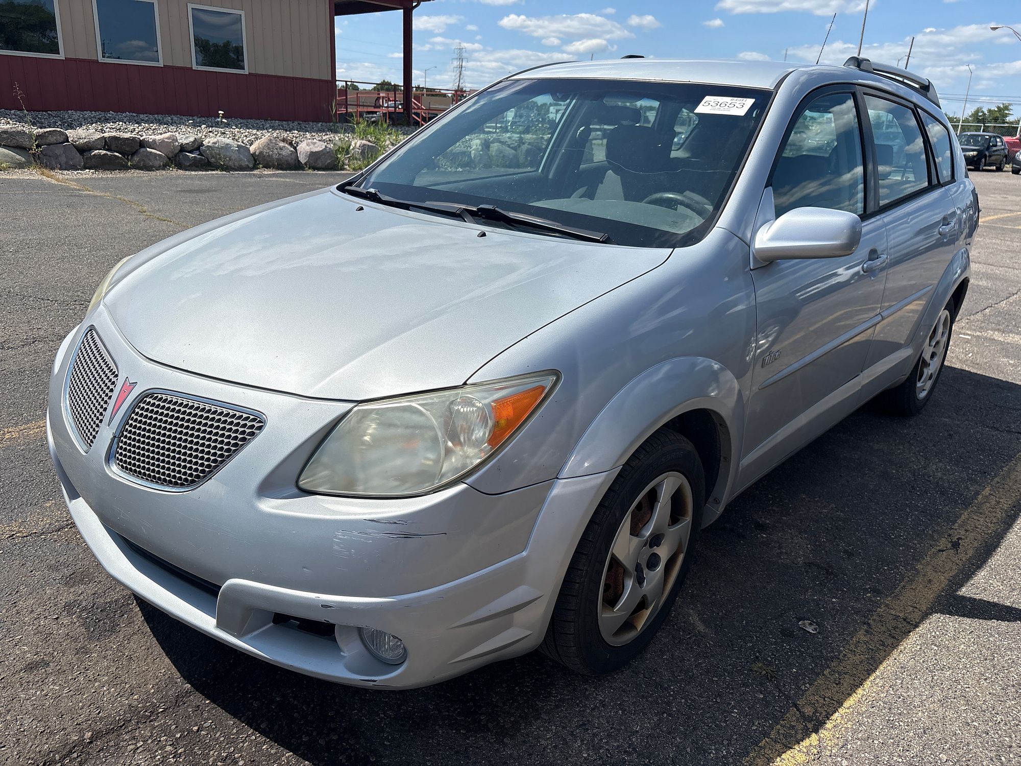 2005 PONTIAC VIBE - Image 1