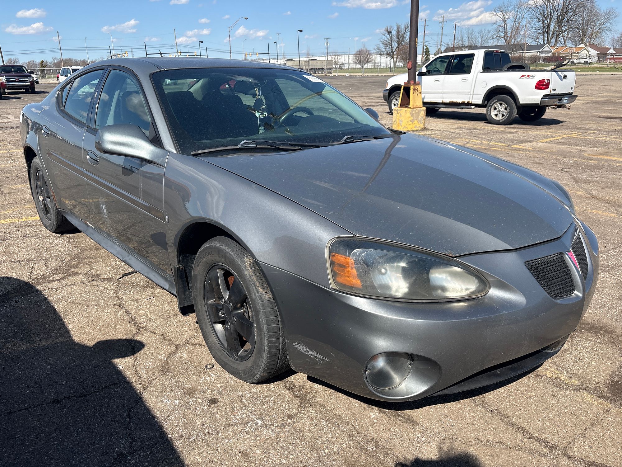 2008 PONTIAC GRAND PRIX - Image 2