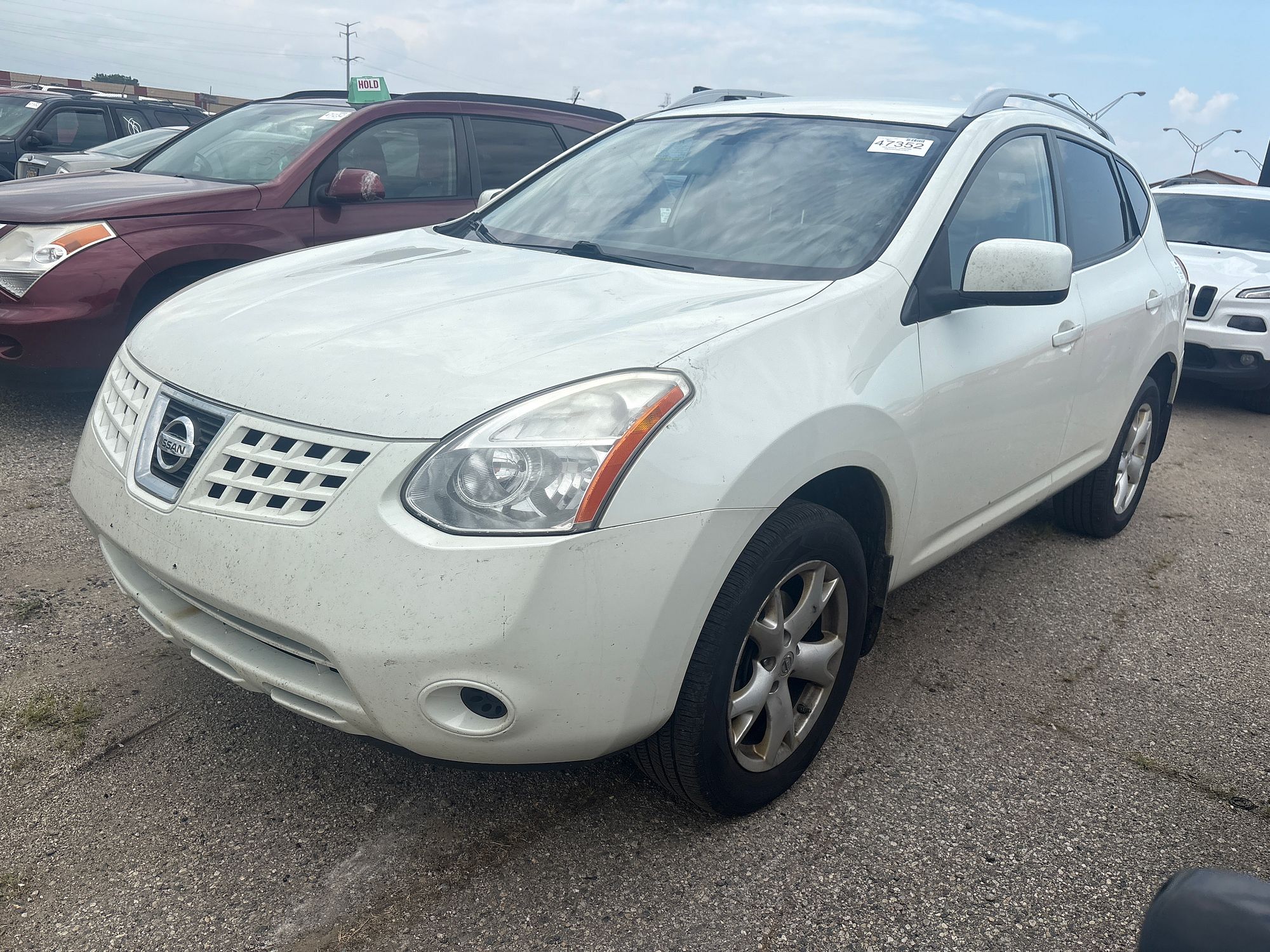 2008 NISSAN ROGUE - Image 1