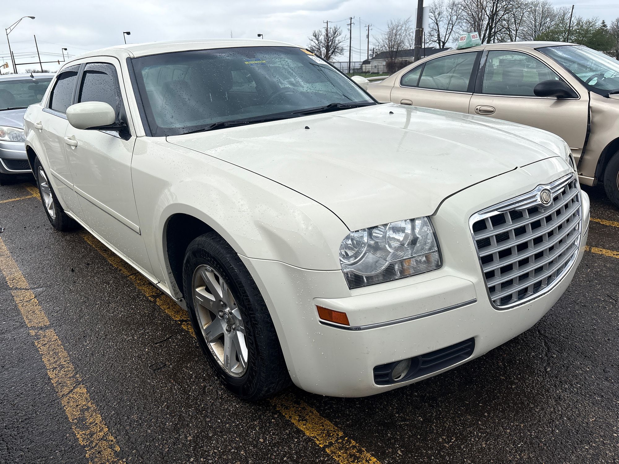 2005 CHRYSLER 300 - Image 2