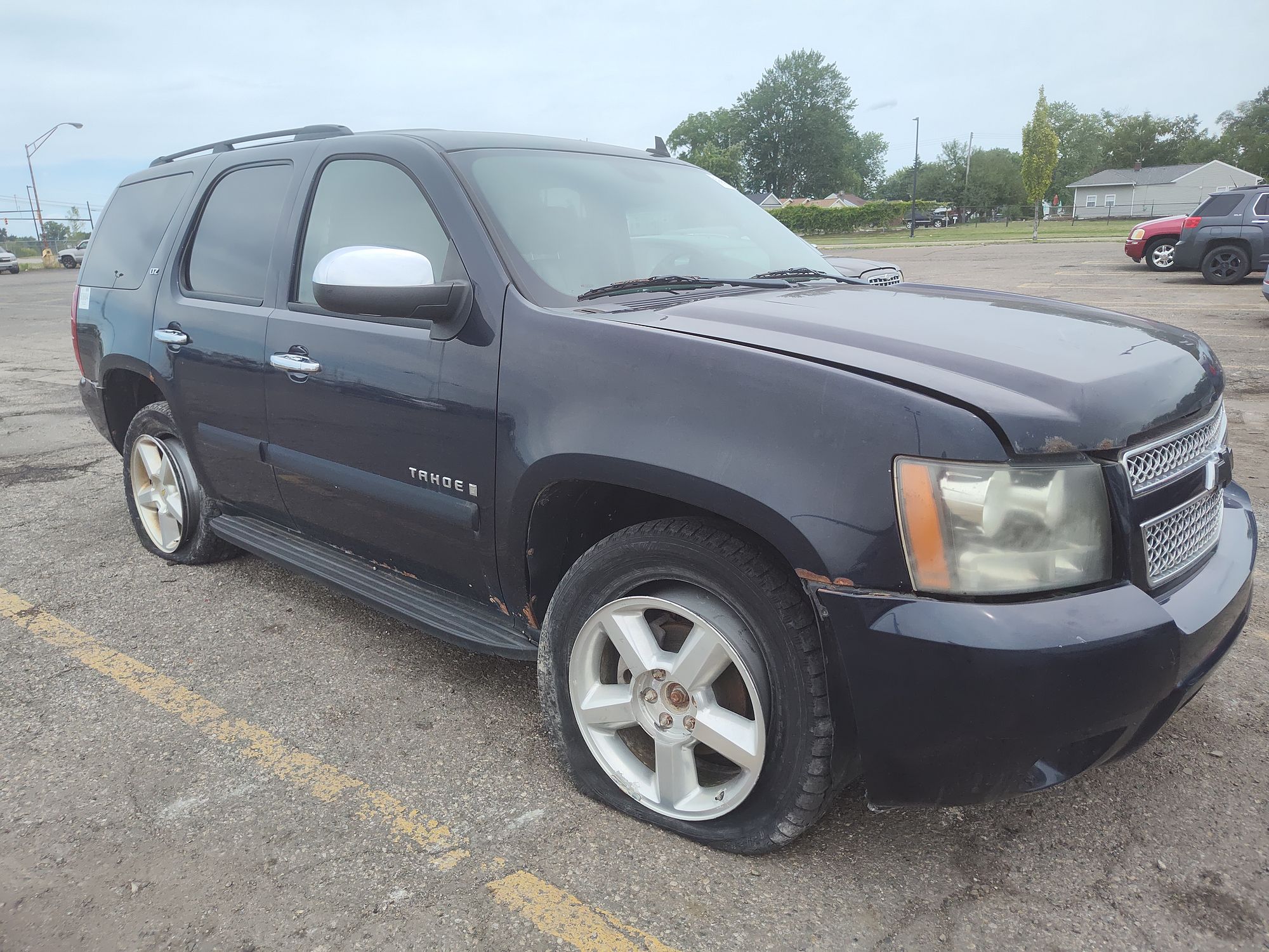 2008 CHEVROLET TAHOE - Image 2