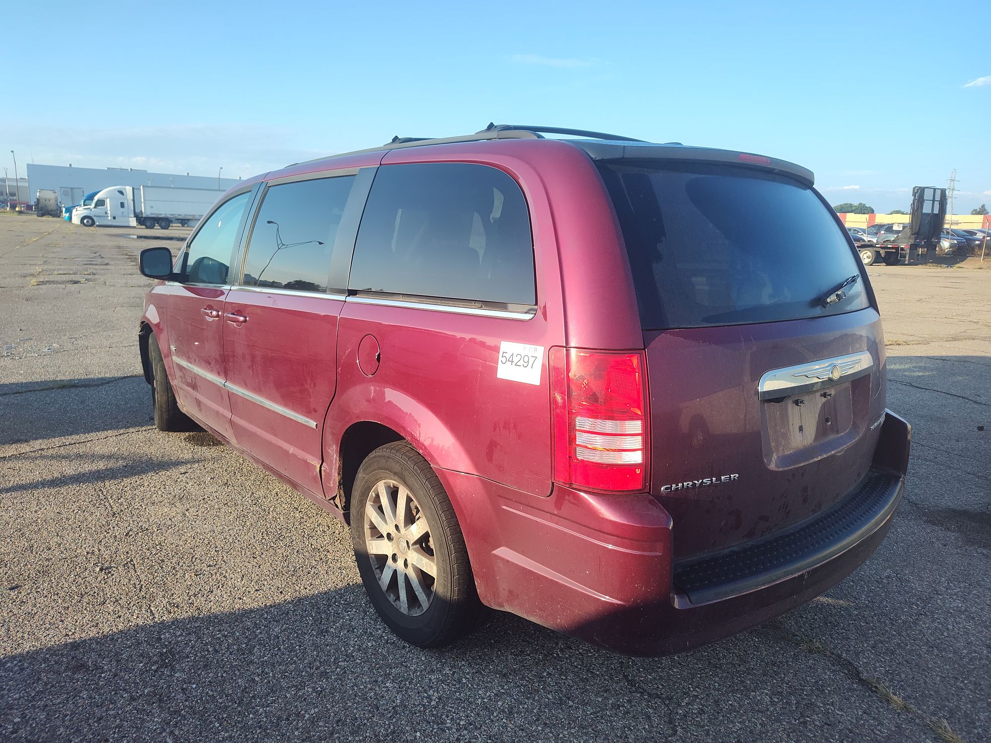 2009 CHRYSLER TOWN COUNTRY - Image 4