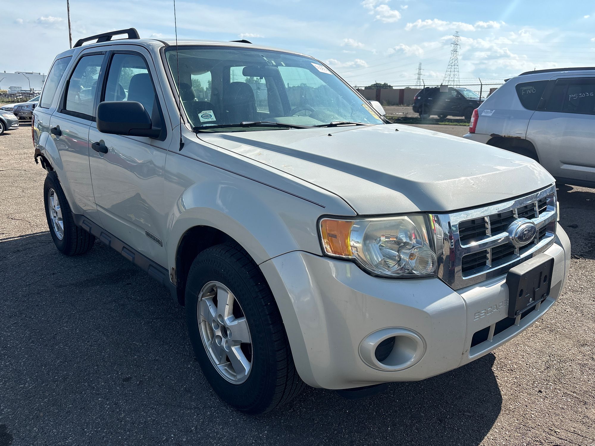 2008 FORD ESCAPE - Image 2