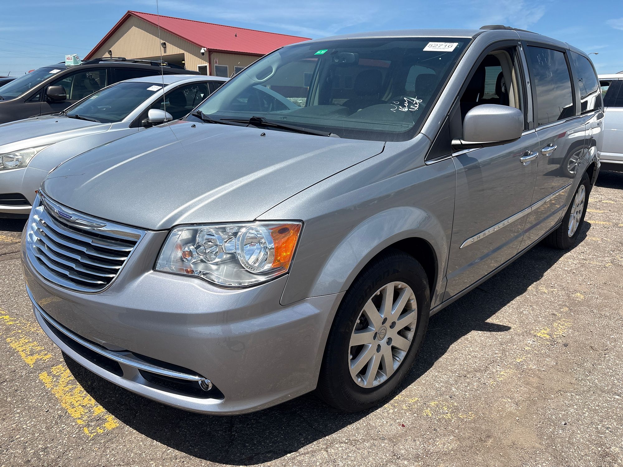 2015 CHRYSLER TOWN COUNTRY - Image 1