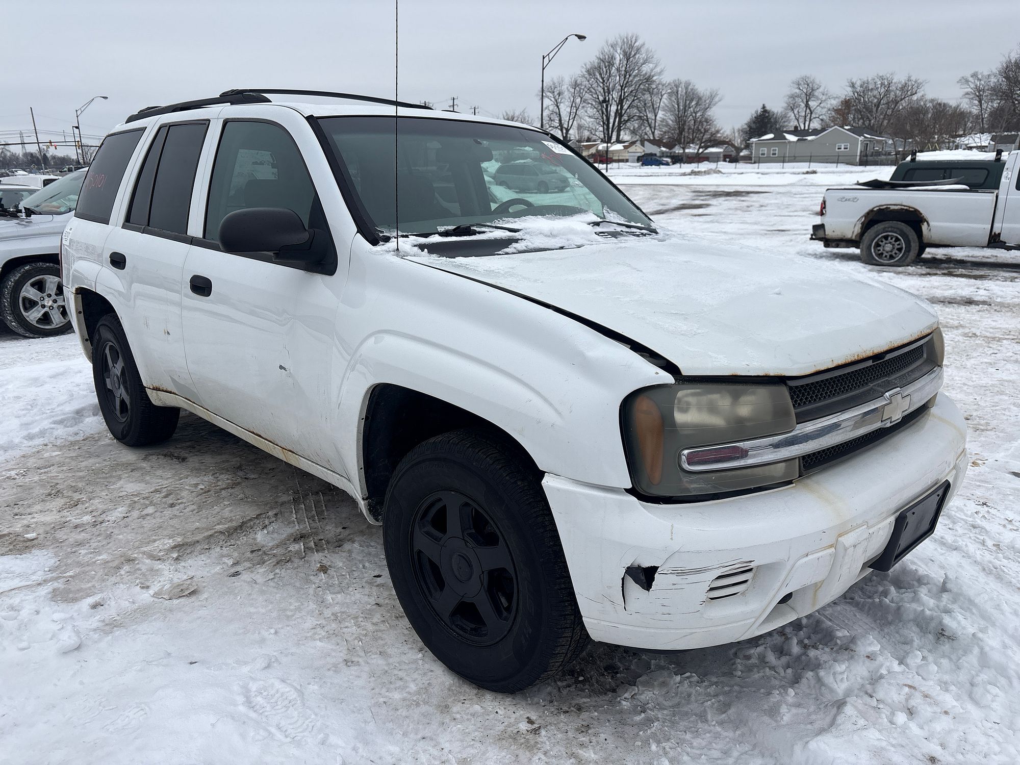 2002 CHEVROLET TRAILBLAZER - Image 2