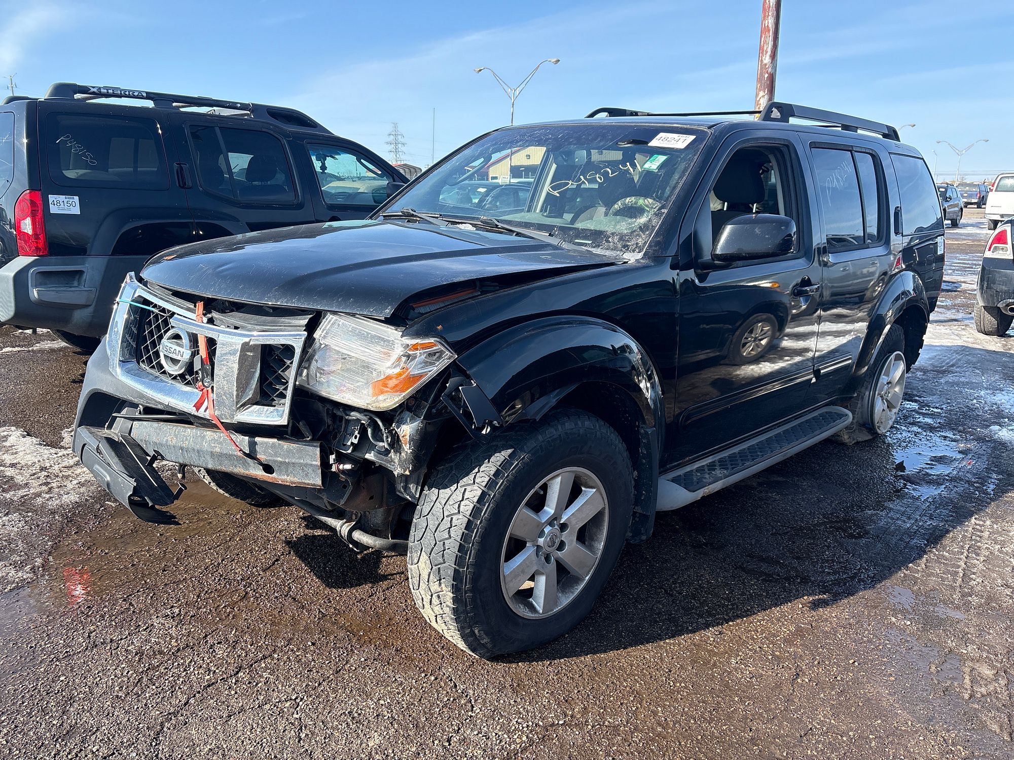 2011 NISSAN PATHFINDER - Image 1