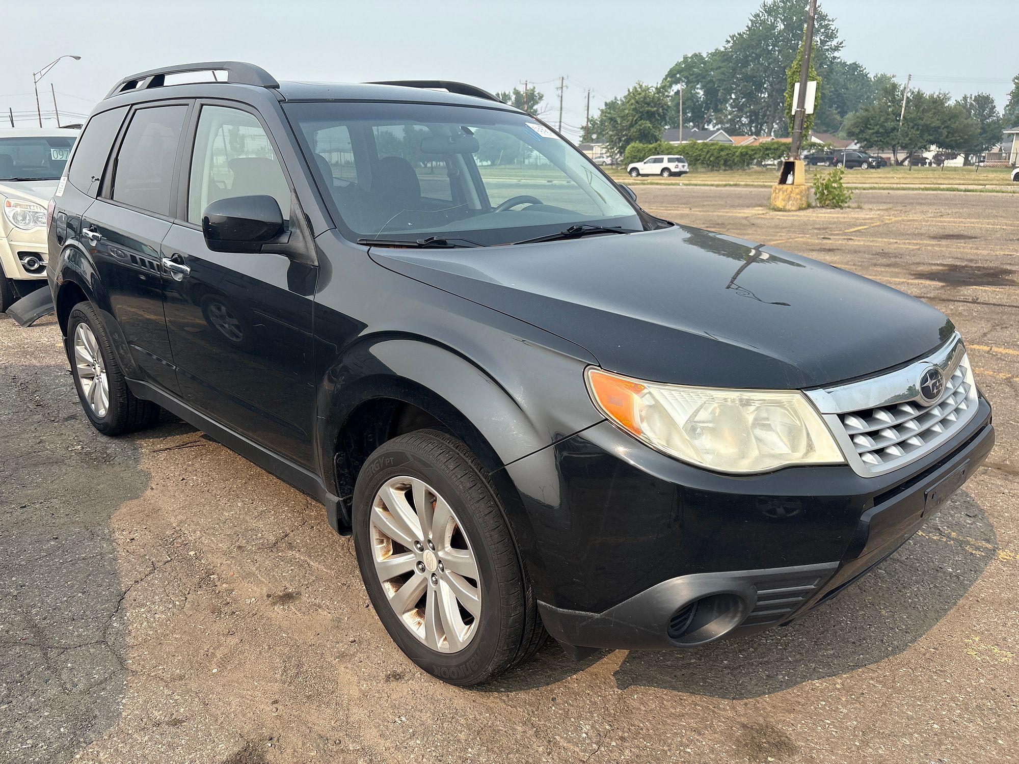 2011 SUBARU FORESTER - Image 2
