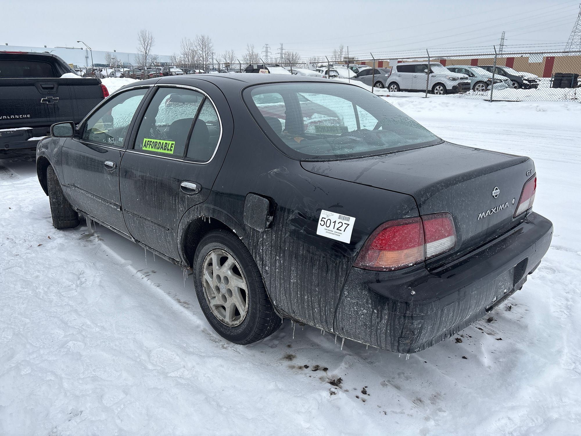 1999 NISSAN MAXIMA - Image 4