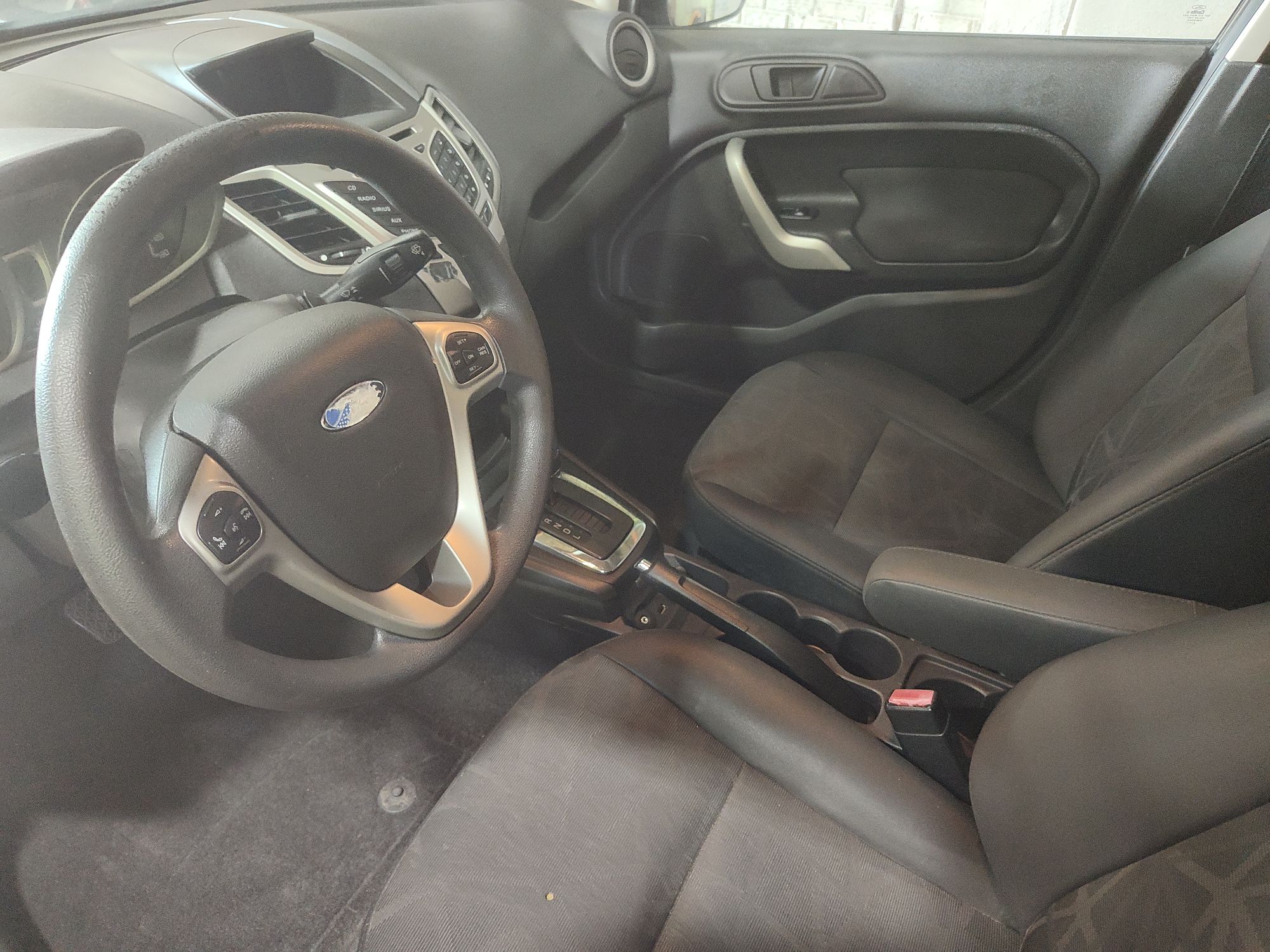 2013 FORD FIESTA - Image 5