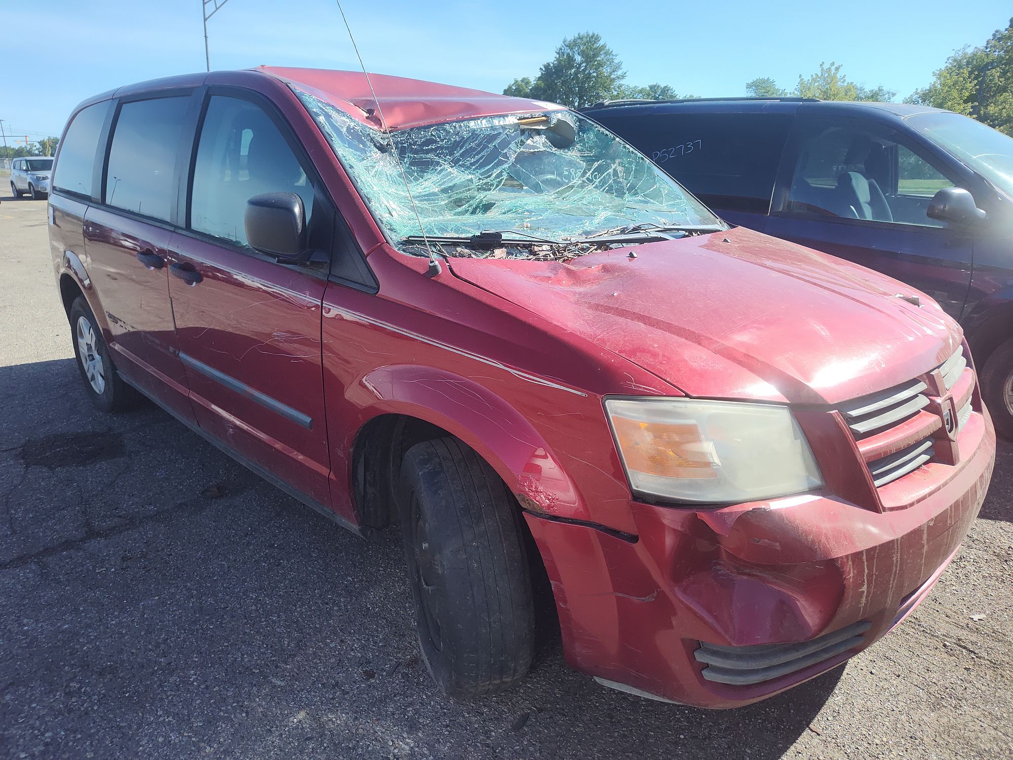 2008 DODGE CARAVAN - Image 2