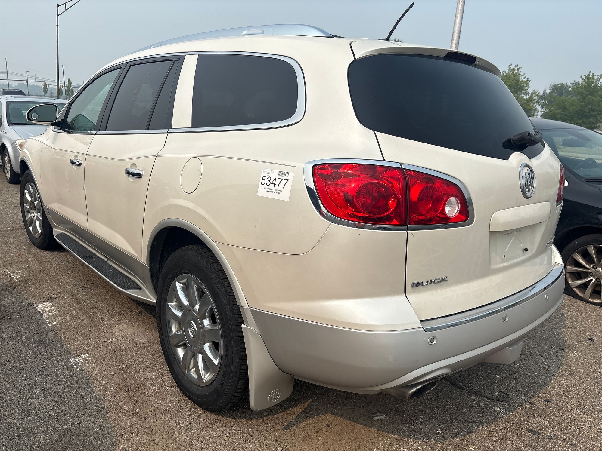 2011 BUICK ENCLAVE - Image 4