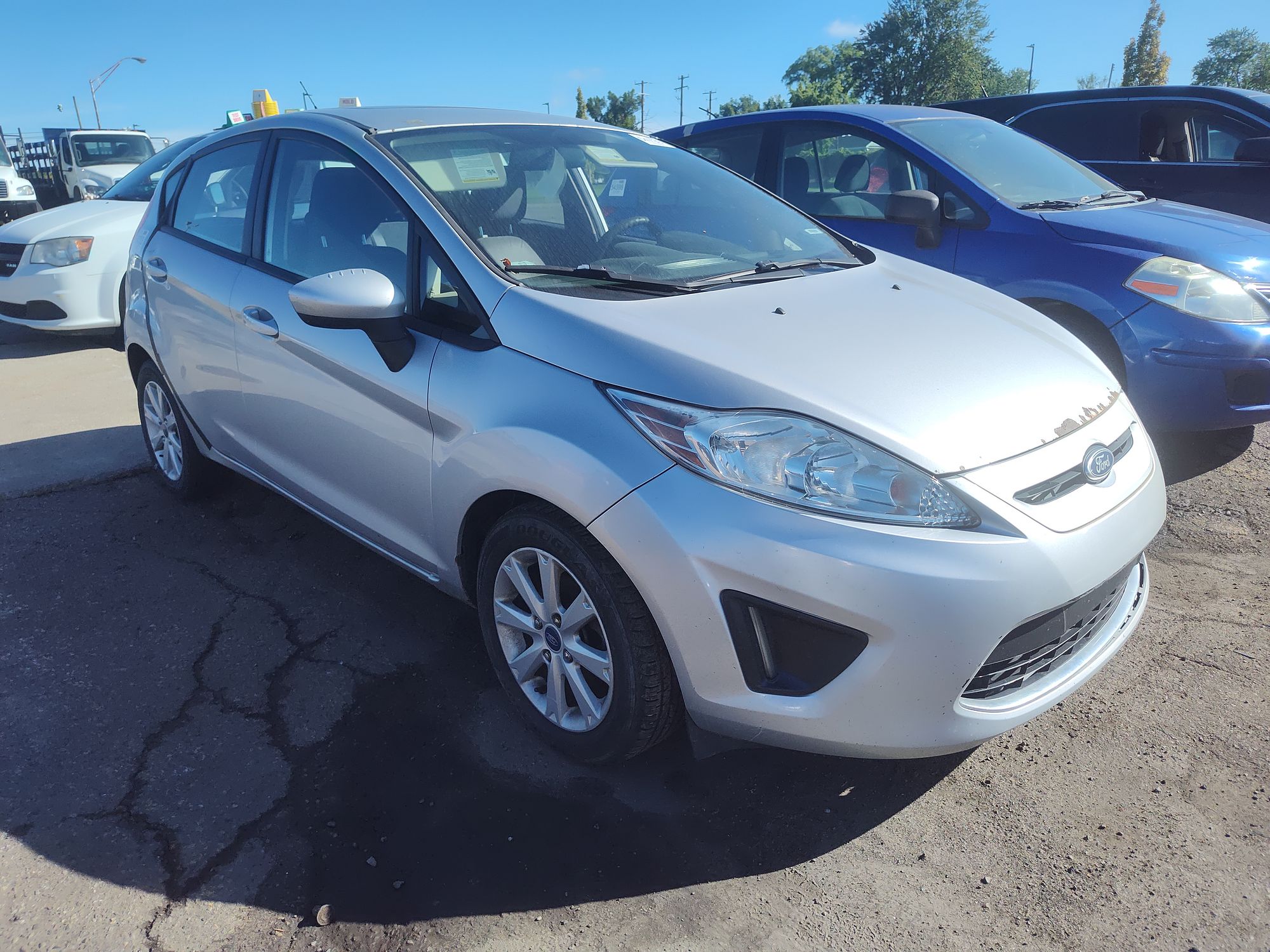 2012 FORD FIESTA - Image 2