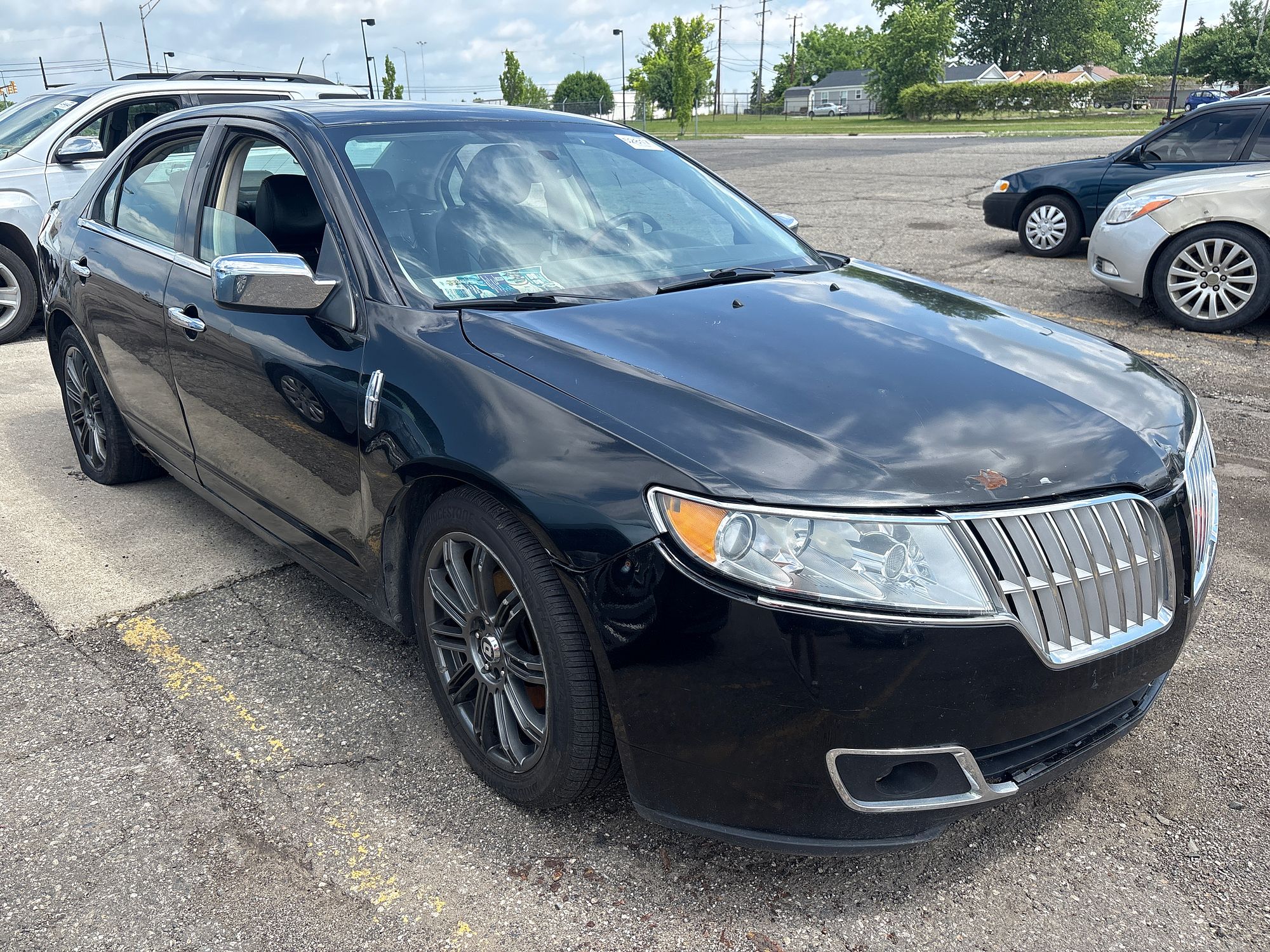 2010 LINCOLN MKZ - Image 2