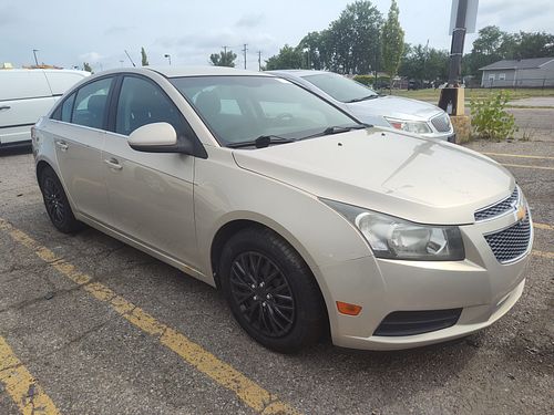 2011 CHEVROLET CRUZE - Thumbnail 2
