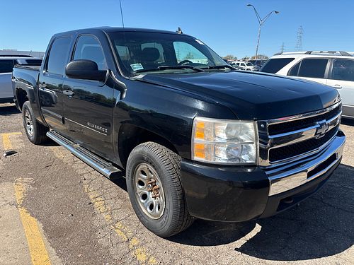 2011 CHEVROLET SILVERADO 1500 - Thumbnail 2