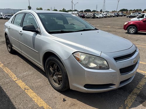 2010 CHEVROLET MALIBU - Thumbnail 2