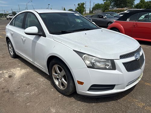 2013 CHEVROLET CRUZE - Thumbnail 2