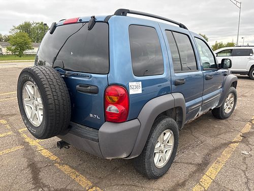 2004 JEEP LIBERTY - Thumbnail 3
