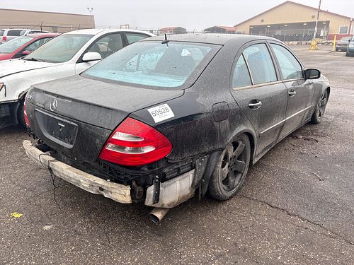 2004 MERCEDES E320      - Thumbnail 3