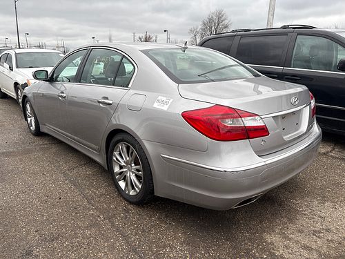 2012 HYUNDAI GENESIS - Thumbnail 4