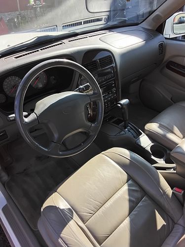 2000 INFINITI QX4 - Thumbnail 5