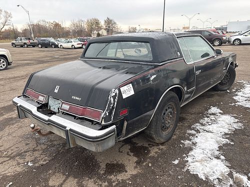 1985 OLDSMOBILE TORONADO - Thumbnail 3