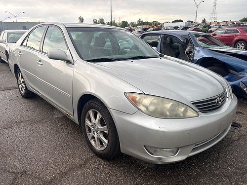 2005 TOYOTA CAMRY - Thumbnail 2