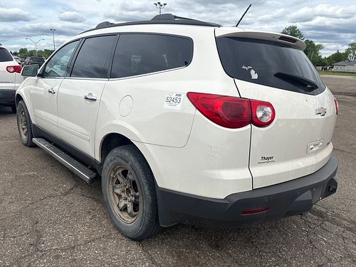 2011 CHEVROLET TRAVERSE - Thumbnail 4