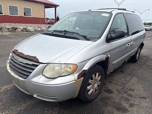 2006 CHRYSLER TOWN COUNTRY - Thumbnail 1