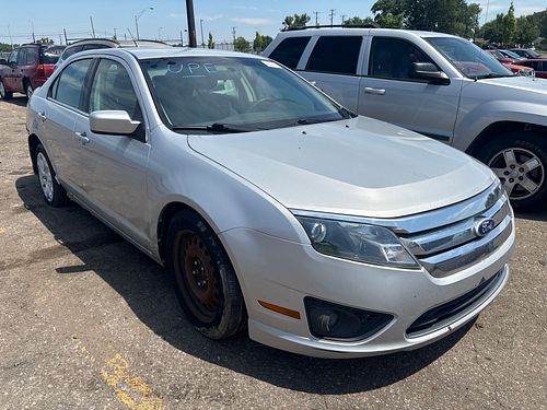 2010 FORD FUSION - Thumbnail 2