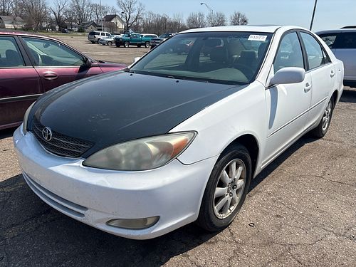 2004 TOYOTA CAMRY - Thumbnail 1