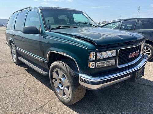1997 GMC YUKON - Thumbnail 2