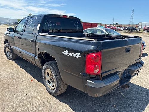 2005 DODGE DAKOTA - Thumbnail 4