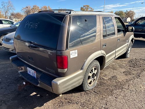 2001 OLDSMOBILE BRAVADA - Thumbnail 3