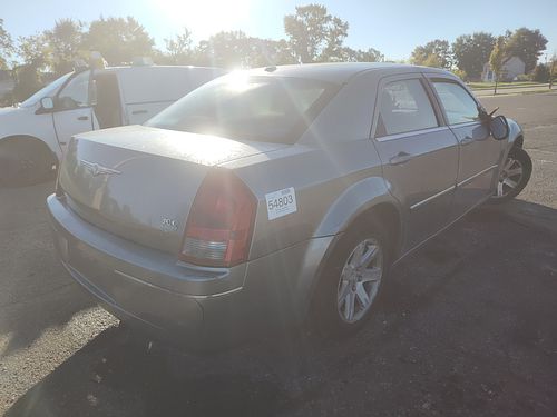 2006 CHRYSLER 300 - Thumbnail 3