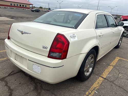 2006 CHRYSLER 300 - Thumbnail 3