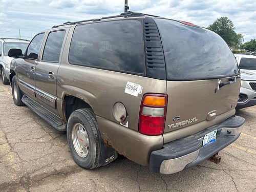 2003 GMC YUKON XL 1500 - Thumbnail 4