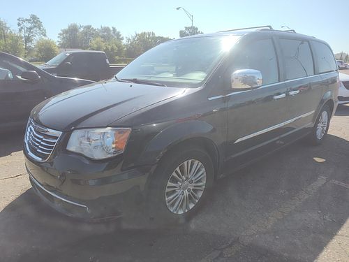 2015 CHRYSLER TOWN COUNTRY - Thumbnail 1