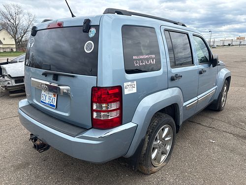 2012 JEEP LIBERTY - Thumbnail 3