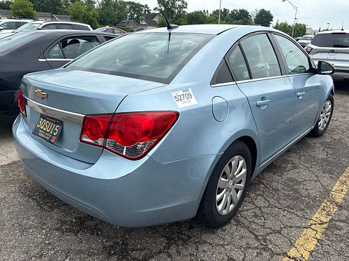 2011 CHEVROLET CRUZE - Thumbnail 3